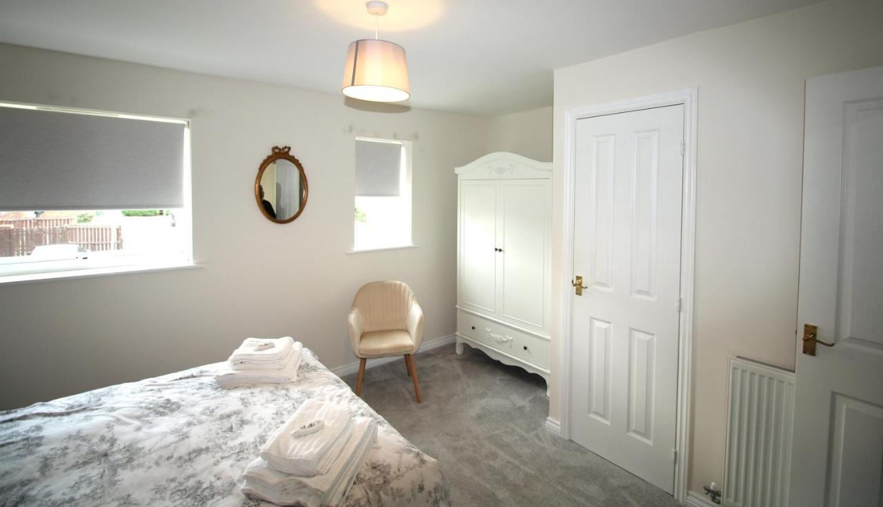 Ashington - 2 Bedroom House - Beautifully Decorated & Furnished - Large Garden מראה חיצוני תמונה
